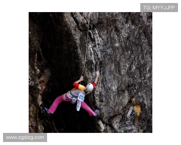 西安攀岩队的团队协作之道：挑战极限与心灵的共鸣