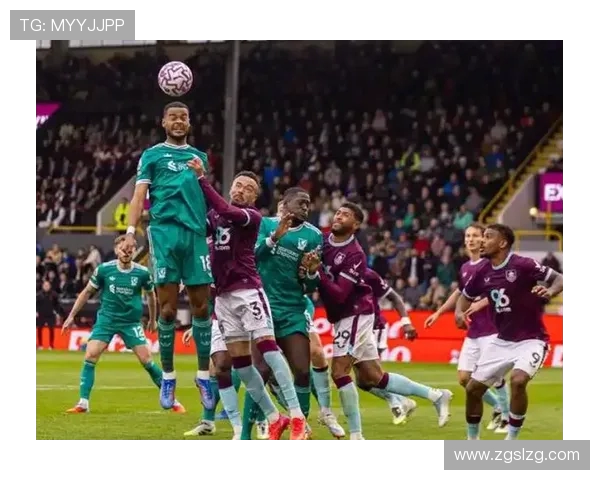 利物浦与曼联激战正酣图文直播全程回顾与精彩瞬间分享 利物浦与曼联激战正酣图文直播全程回顾与精彩瞬间分享