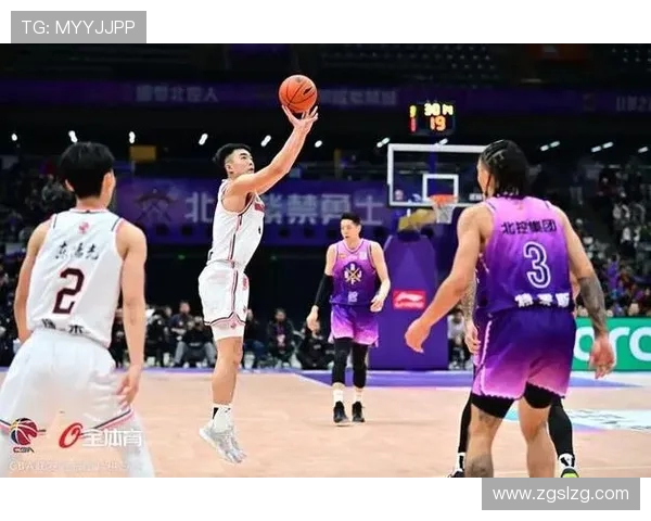 广东队与北控队精彩对决回顾分析赛场亮点与球员表现全景呈现 广东队与北控队精彩对决回顾分析赛场亮点与球员表现全景呈现