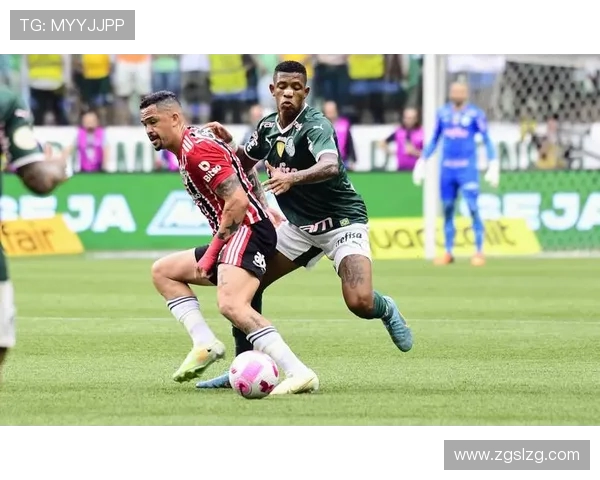 阿特拉斯与桑托斯的精彩对决揭示足球战术与团队合作的魅力