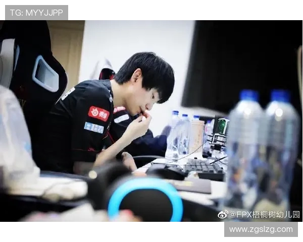 FPX在冠军杯积分榜上以75分稳居第一位置展现强劲实力